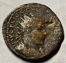 Roman Emperor Valerian I AD 253-260. Sestertius AE28 His radiate bust right VF picture