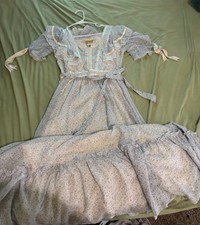 1970's Gunne Sax Prarie Vintage 11, lightly worn, tags still on picture