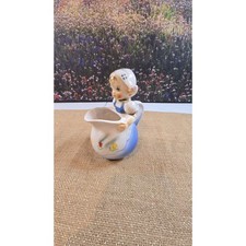 EE-1502. Vintage dutch girl creamer picture