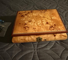 Vintage MAPSA Swiss Music Box Jewelry Box Burl Wood Floral Marquetry Edelweiss picture