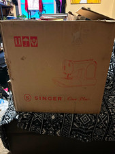 SINGER One Plus Electric Sewing Machine w/ Box & Accessories Portable picture