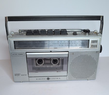 VTG General Electric Model 3-5219A Radio/Cassette Recorder Tested Partly Works picture