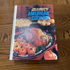 Vintage 1972 Illustrated Encyclopedia American Cooking Favorite Recipes Press picture