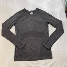 Athleta Women's Gray Seamless Long Sleeve Compression Top Thumbholes Size L picture