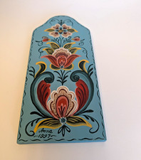 VTG Hand Painted Scandinavian Rosemaling Folk Art Wall Plaque 11x5