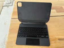 Apple MXQT2LL/A Magic Keyboard for iPad Pro 11-inch (1st and 2nd Gen) picture
