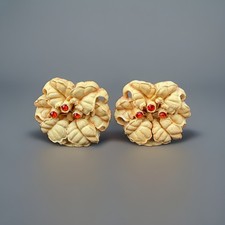 VTG 1950s Featherweights Celluloid Floral Rhinestone Clip On Earrings Red Cream picture