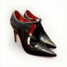 Black Manolo Blahnik Genuine Leather Ankle Booties Stilettos Heels Size 5.5B picture