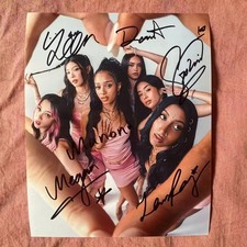 KATSEYE Group Autographed Signed Photo POP Collectibles Collection 8*10 2026B picture