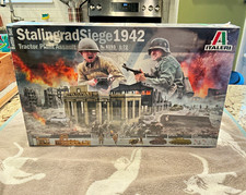 Italeri 1:72 Stalingrad Siege 1942 Tractor Plant Assault Diorama Kit 6193 picture