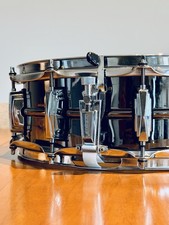 Ludwig Black Beauty, 10 Lug Snare Drum 5x14, Black Nickel, With a Bag picture