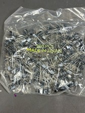 200pcs 22uF 35V Electrolytic Capacitors Radial 105°C Japan Bulk Lot picture