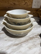 Pyrex Cinderella Homestead Nesting Mixing Bowls Set of 4, Vintage picture