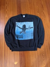 vintage grail rare 2002 Nirvana “Nevermind” tracklist band tour shirt picture
