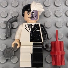 Lego DC Super Heroes Batman Minifigure BAT004 Two-Face Black Stripe Hips picture