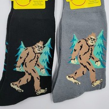 Bigfoot Sasquatch Mens Crew Socks Novelty Gift 2 PAIRS Outdoors Woodland Cryptid picture
