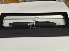 Pilot Vanishing Point Matte Black Capless Retractable Fine Nib Fountain Pen picture
