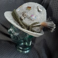 Vintage Gray Wool German Alpine Tyrolean Hat Oktoberfest w/Travel Pins Sz 56 VGC picture