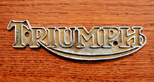 ORIGINAL TRIUMPH MOTORCYCLE SINGLE TANK BADGE / MARQUE - 1970's - VERY GOOD picture