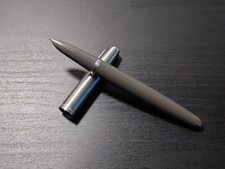 Vintage Parker 21 Aerometric Fountain Pen | Dove Gray with Lustraloy Cap picture