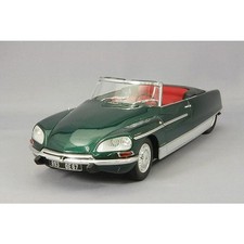 METAL-18 Citroen DS21 Chapron Palm Beach Cabriolet 1968 Green Lights 1/18 picture