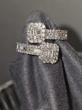 Ladies 10K White Gold  Natural Round & Baguette Diamond Ring 1 CTW Size 6.5  picture