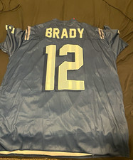 New England Patriots Tom Brady #12 Nor’easter XL picture