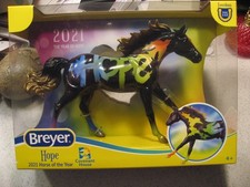 Breyer Covenant House Hope 2021 Horse of the Year 1:12 Scale 62121 Rainbow picture