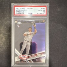 Topps 2017 Topps Chrome #169 Aaron Judge Catching Rookie Base Yankees MLB picture