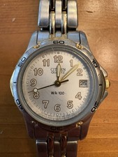 Citizen Quartz WR100 Ladies Watch Japan – Parts/Repair – Not Running picture