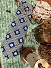 Vintage from 70’s Cesare Larini Men's Patterned necktie picture