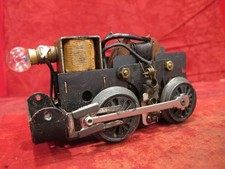 VINTAGE MARX 4 WHEEL ENGINE  MOTOR . TESTED GETS POWER AND RUNS picture