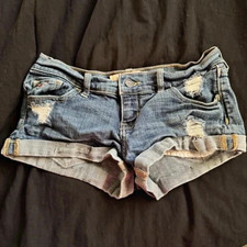 Hollister 2000s Low Rise Mini Shorts picture