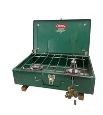 Green Coleman 425E 2-Burner Camping Stove Portable Outdoor Vintage USA picture