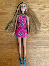 Rare Barbie HairTastic Blonde Hair 2011 Mattel Original Dress, Shoes & Bracelets picture