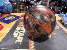 Used Hammer Black Widow 3.0 Bowling Ball 15lbs picture