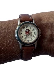 1994 Warner Bros Armitron Taz Tasmanian Devil Quartz Watch w/ Date Japan Mov’t picture