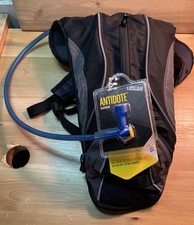 CamelBak Fairfax Hydration Pack Black Gray Backpack Hiking Cycling 1.5L  NWT picture