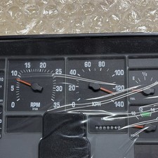 International Speed Cluster In (kph).  Factor Part Number 304213658 picture
