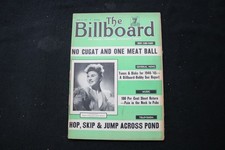 1945 JUNE 16 THE BILLBOARD MAGAZINE - HILDEGARDE COVER - E 31009 picture