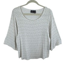 Travelers by Chico's Tan White Geometric Print 3/4 Relaxed Sleeve Top Size M picture