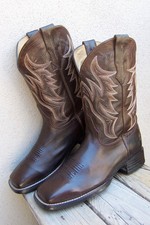 CODY JAMES Mens Cowboy Western Boots Brown Leather Square Toe Ropers Size 9D picture