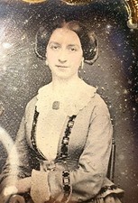 1/6 Sealed Daguerreotype Photo Pretty Woman GREAT HAIR & Jewelry PB Case 1850s picture