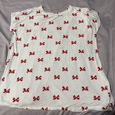 Disney Parks - Size Large - Minnie all over print Red Bow Flow Top NWOT picture