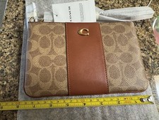 Coach Signature C B4/Tan Caramel Clutch Handbag (brand new) picture