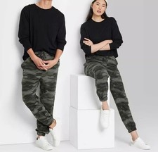 Wild Fable Fleece Joggers Camo High-Rise Drawstring 31 Inch Inseam picture