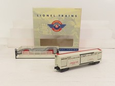 Lionel 6-36703 Postwar Celebration 3366 Operating Circus Stock Car & Corral NIB picture
