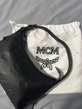 MCM Aren Hobo In Maxi Monogram Leather picture