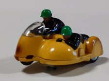 Triang SCALEXTRIC TYPHOON (yellow/green hell) Age14+ picture