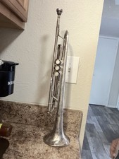 Vintage 1971 Vincent Bach Corp Stradivarius Model 72 MLV Trumpet -Rare Vindabona picture